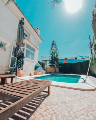 Casa adosada con piscina privada