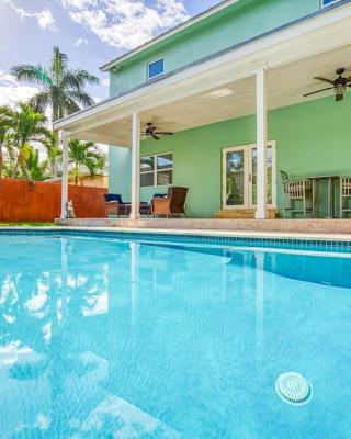 Las Olas Villa with HEATED Salt Water Pool