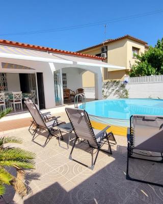 Torredembarra cosy, well equipped house, 5 min. from the beach