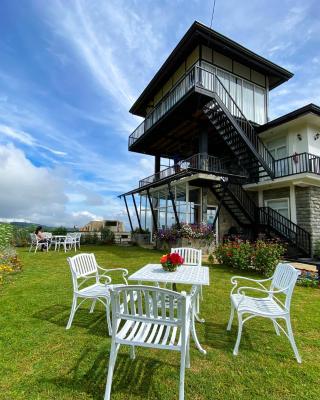 Friendly Hills Hotel