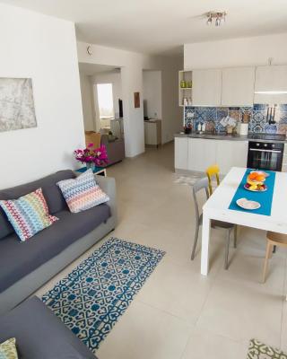 Sliema, Villa Savoia Luxury Apartment for 5 Guests