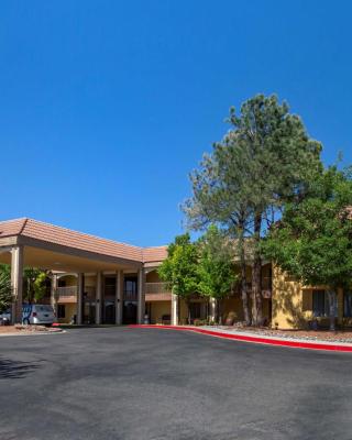 Best Western Airport Albuquerque InnSuites Hotel & Suites