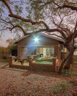 Kruger's Retreat House & Kruger's Rest Studio