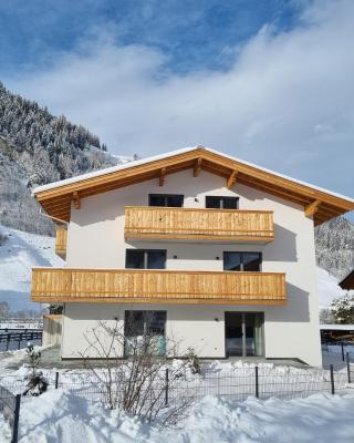 M1 - Mountain Living