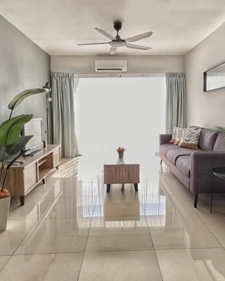 Manhattan Condo 8-11pax (2min to Aeon & Lotus)