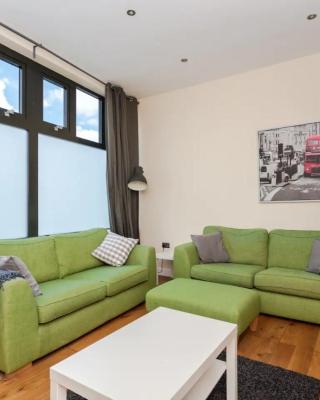 Stylish 2 Bedroom Apartment in Greenwich