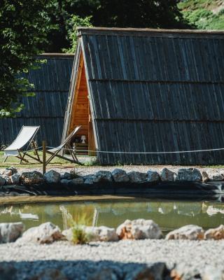 Glamping alp hut in camping Garden Park