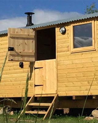 The Shepherd's Hut with pool June - August