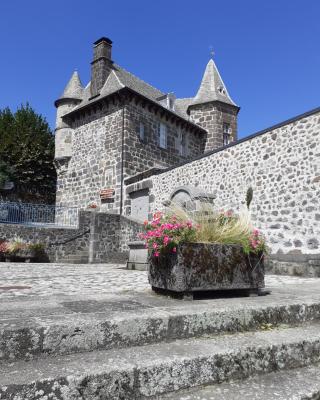 Maison du Chevalier des Huttes - Table et Chambres d'hôtes