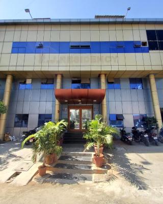 GT Grande Hotel-Near US Consulate