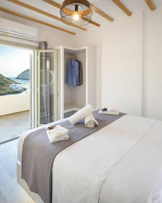 Droufakos’ home - Beachfront Lux 2BD apt. w. Views