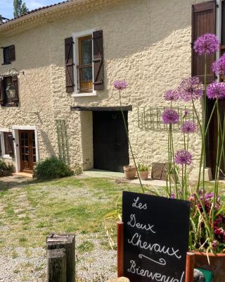 Les Deux Chevaux Chambres d’Hôtes