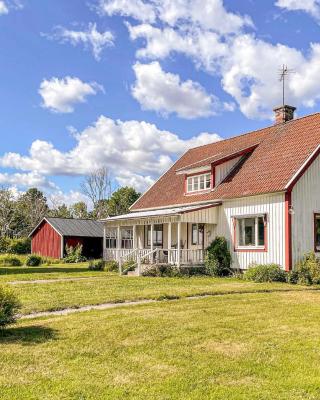 Awesome Home In Karlskrona With Wifi And 3 Bedrooms