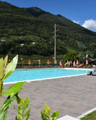 Holiday Home Bungalow Isola Premium by Interhome