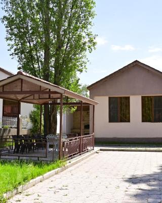 Sevan Comfortable Cottages by SeaSide