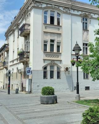 Fortress 1: Quiet, Lux 50m2 , apartment in the pedestrian zone