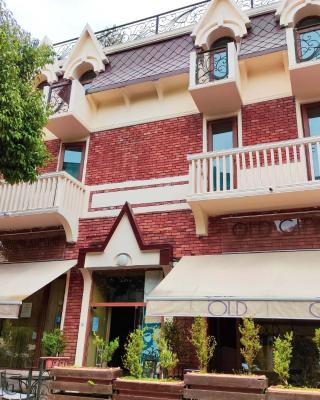 Aparthotel Old City