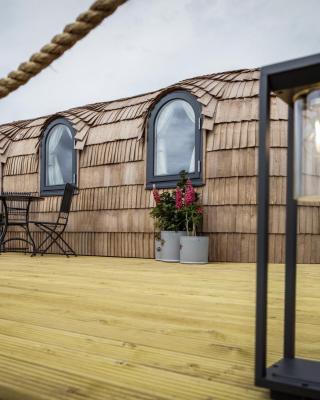 “Whitekirk” Rock & Castle Escapes