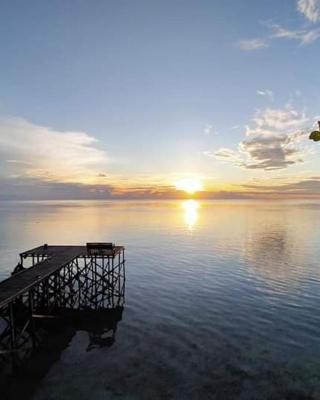 Maratua Dive Center And Lodge