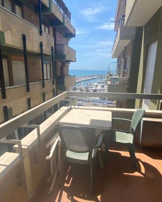 Lucia House mare Nettuno