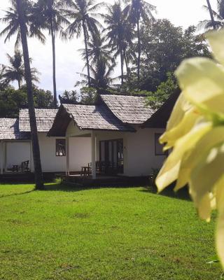 Sunset Springs Beach Retreat