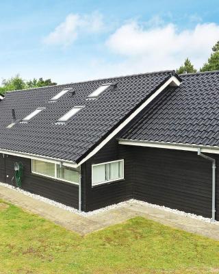 Four-Bedroom Holiday home in Blåvand 24