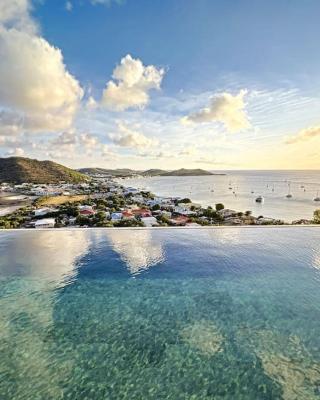 Frangipani Room in shared Villa Diamant, swimming pool, sea view
