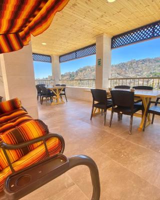 Villa Mira GuestHouse 2 - Downtown Central Amman - AL DIYRIH