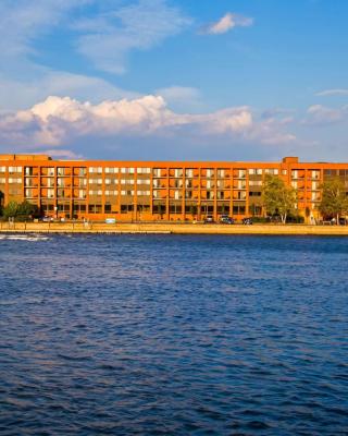 Best Western Plus Oswego Hotel and Conference Center