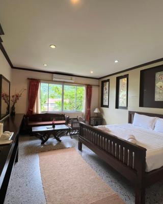 Lotus Paradise Resort - SHA PLUS