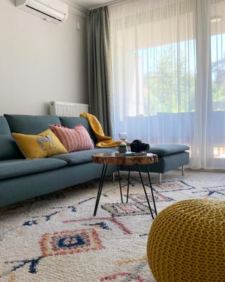 A chic lakeside dig - Alexandra Apartment Fonyod
