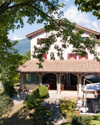 B&B Four Winds