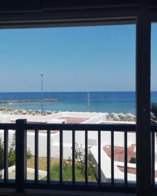 House with exceptional view of the Mediterranean