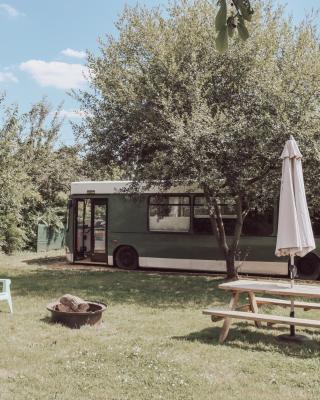 Relaxing retreat for 2 on beautiful converted bus