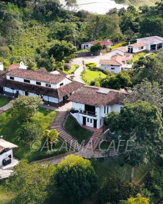 Acaima Café Lodge