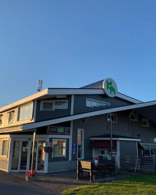 Hotel E-10 by First