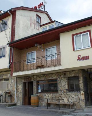 hostal san francisco