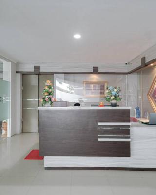 Urbanview Hotel Bari Syariah Palembang By RedDoorz