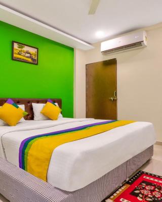 Itsy Hotels Carnival Inn