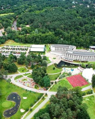 Holiday Inn Resort Warsaw Józefów by IHG