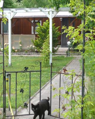 Bungalow im Märchengarten