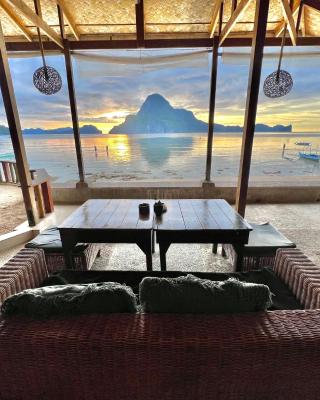 Golden Monkey Beach Hotel