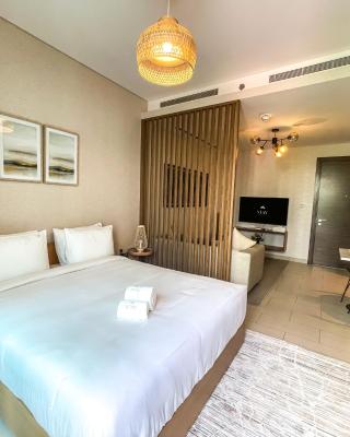 STAY BY LATINEM Luxury Studio Holiday Home G6-6103 near Burj Khalifa