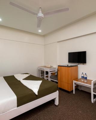 Hotel Balwas International