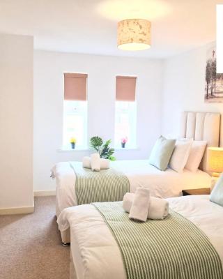 Corporate 2Bed Apartment with Balcony & Free Parking Short Lets Serviced Accommodation Old Town Stevenage by White Orchid Property Relocation