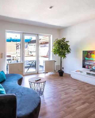 Stylische 2-Zimmer Wohnung - Balkon - Parkplatz - Smart TV - Arbeitsplatz
