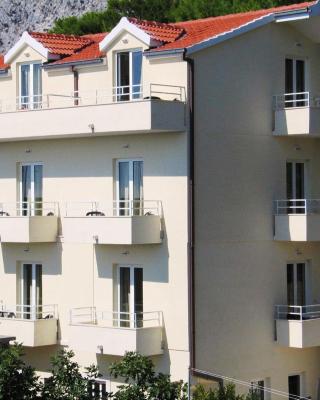 Apartments Danica Drašnice