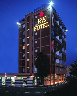 Hotel Re