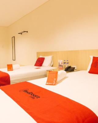 RedDoorz Plus @ Kaizen Suites Taft Avenue