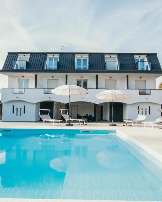 Bella Vista Apartments con piscina - Lakeside Leisure & Business